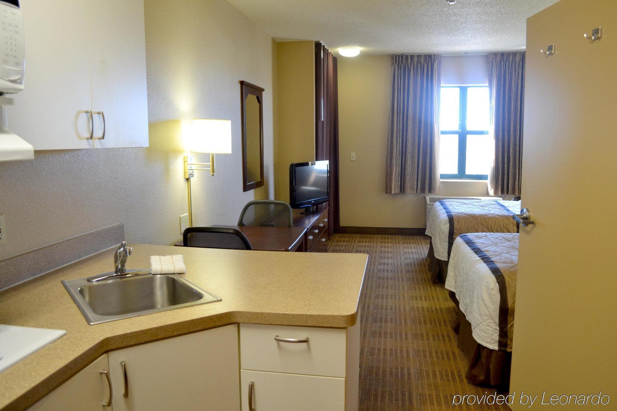 เอ็กซ์เทนด์ สเตย์ อเมริกา เดนเวอร์ พาร์ค เมดโดวส์ Hotel โลนทรี ภายนอก รูปภาพ